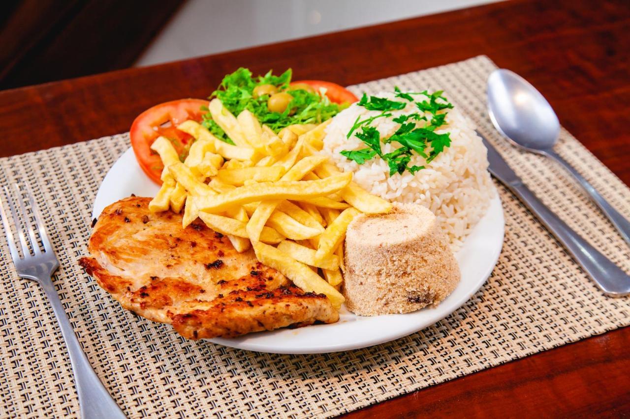 Capri Hotel Duque de Caxias Ngoại thất bức ảnh